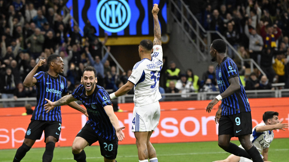 L'Inter batte il Como in rimonta 3-2 e vola in finale di Coppa Italia