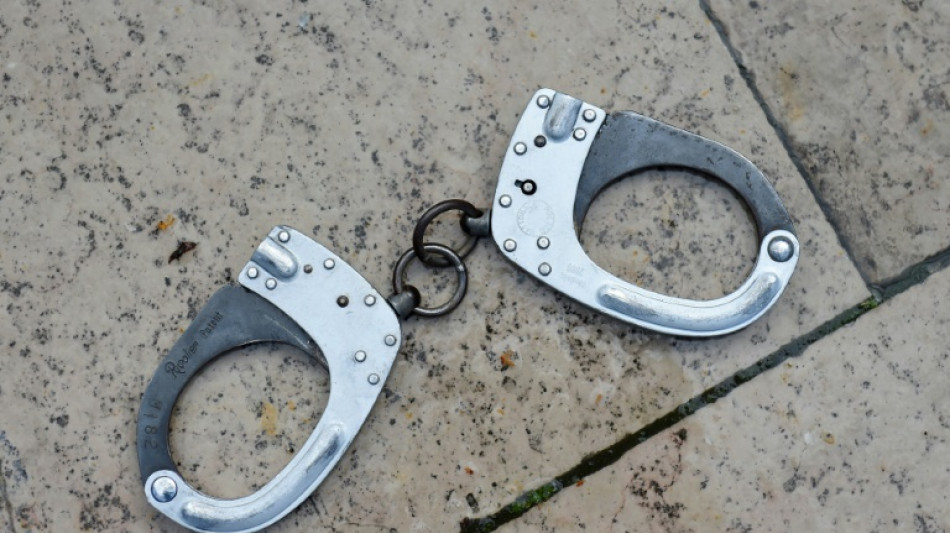 15 Festnahmen bei Durchsuchungen gegen Drogenhandel in drei Bundesl&auml;ndern