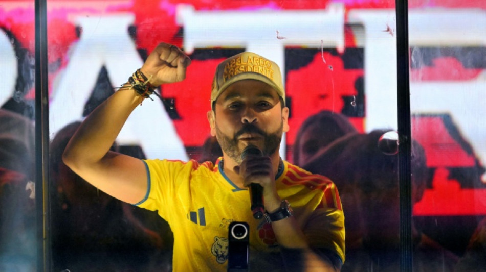 Esquerda questiona uso de camisa da sele&ccedil;&atilde;o da Col&ocirc;mbia como s&iacute;mbolo pol&iacute;tico