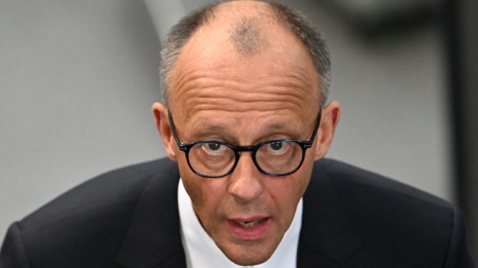 Conservador &eacute; eleito chefe de governo na Alemanha ap&oacute;s rev&eacute;s inesperado