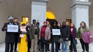 Joie, col&egrave;re et larmes au proc&egrave;s en Suisse d'un ex-ministre gambien