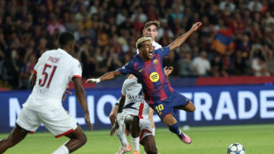 Lesão de Yamal é complicada e Flick não define data de retorno ao Barcelona