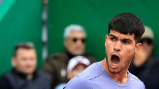 Alcaraz supera Cer&uacute;ndolo e avan&ccedil;a &agrave;s oitavas de final em Monte Carlo