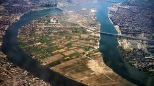 Habitantes de una isla en el Nilo, cerca de El Cairo, se rebelan contra un proyecto urban&iacute;stico