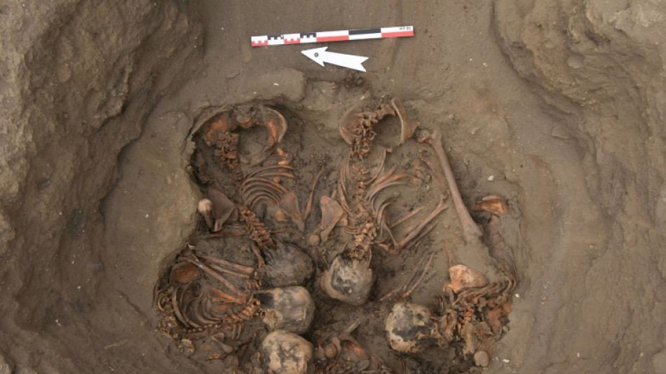Descubren tumbas de 76 ni&ntilde;os sacrificados en rituales del Antiguo Per&uacute;