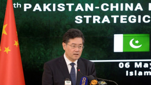 Chanceler chin&ecirc;s inicia viagem na Europa com Ucr&acirc;nia como pano de fundo