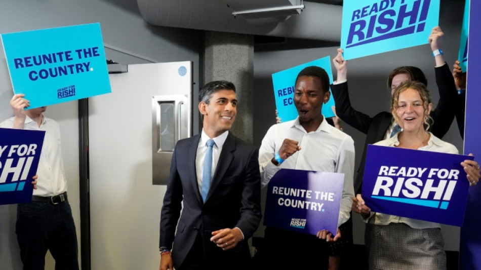 Ocho candidatos compiten para sustituir a Johnson como primer ministro brit&aacute;nico