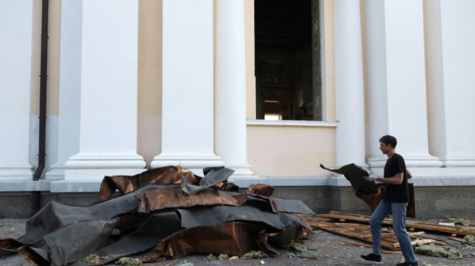 Ataque russo à região ucraniana de Odessa deixa civil morto e porto danificado