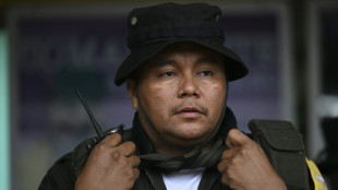 Colombia suspende a un general y al jefe de inteligencia por presuntos nexos con una guerrilla