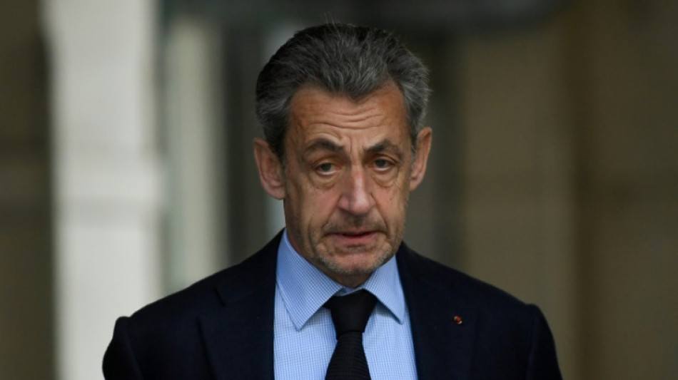 El expresidente conservador Sarkozy votar&aacute; por Macron en el balotaje en Francia