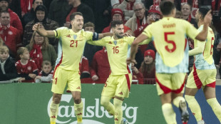 Espa&ntilde;a acaba primera de grupo en la Liga de Naciones al ganar 2-1 en Dinamarca