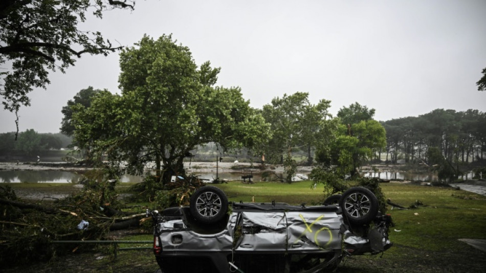 Inondations au Texas: au moins 50 morts, une trentaine d'enfants port&eacute;s disparus