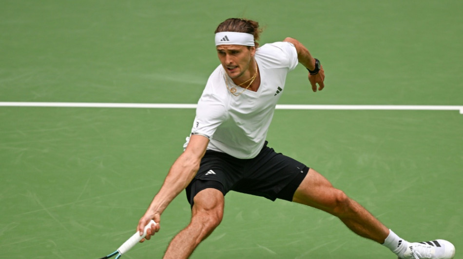 Zverev m&uuml;ht sich zum deutschen Auftaktsieg beim Davis Cup