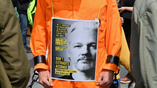El gobierno brit&aacute;nico firma un decreto de extradici&oacute;n a EEUU de Assange, que apelar&aacute;