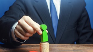 La confiance des CTO dans le d&eacute;ploiement &agrave; grande &eacute;chelle de l'IA recule pour la troisi&egrave;me ann&eacute;e cons&eacute;cutive